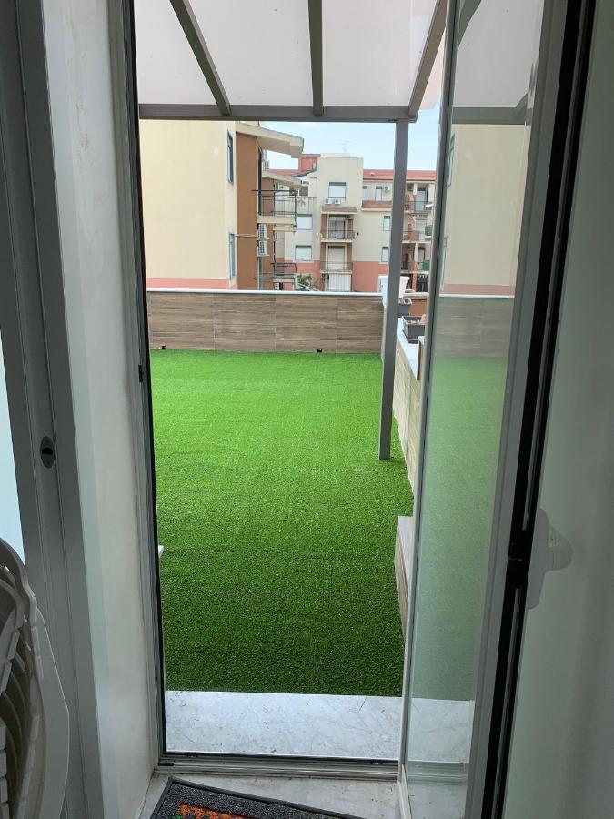 Aparthotel Le Rocce Nere Giardini-Naxos Exterior foto